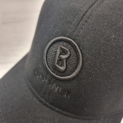 Стильная зимняя бейсболка...